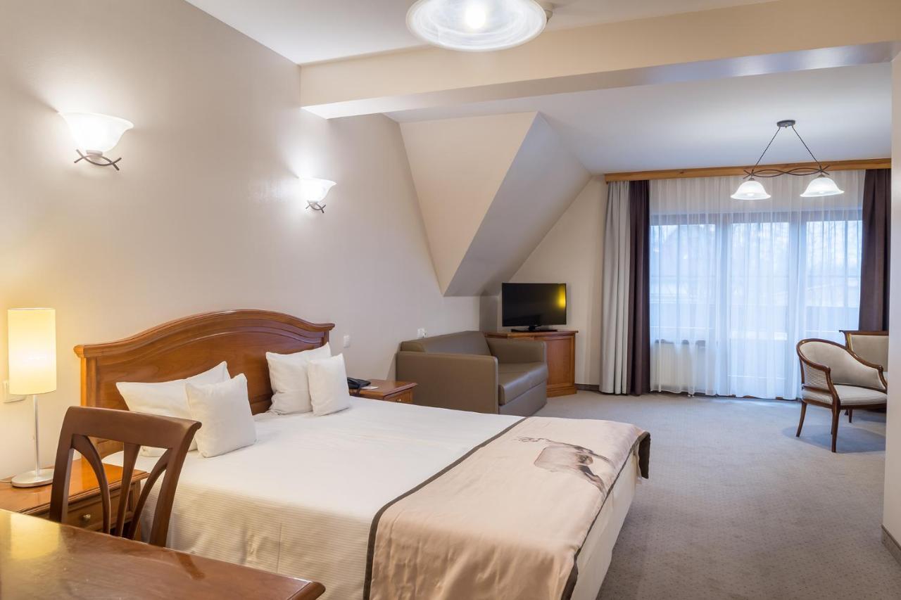Hotel Nosalowy Dwor Zakopane Exterior photo