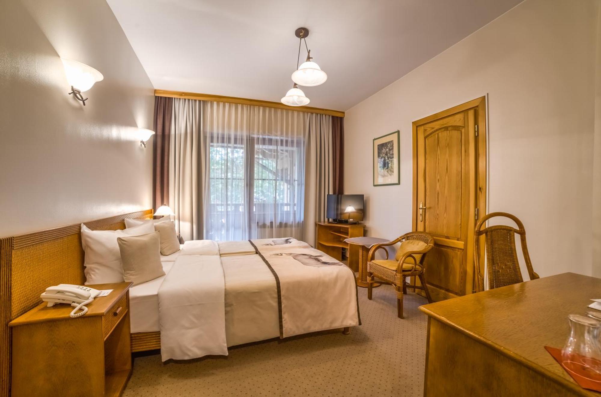 Hotel Nosalowy Dwor Zakopane Exterior photo